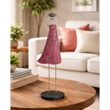 GARDEN DECO Handcraft Metal Wrought Iron Tribal Lady Worker (Set of 1 PC)