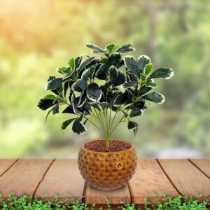 Artificial plants for table decor